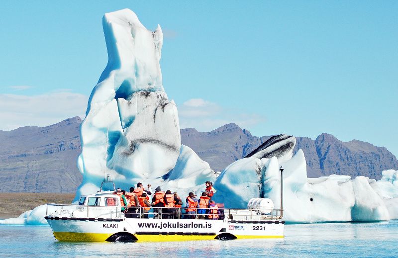Jokulsarlon Glacier Lagoon Boat Tour from Reykjavik