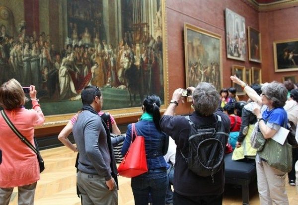 Best of the Louvre Museum Small Group Tour