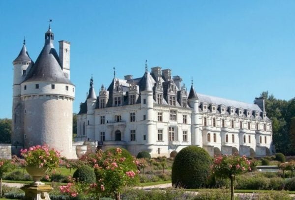 Loire Valley Castles Tour from Paris with Wine Tasting
