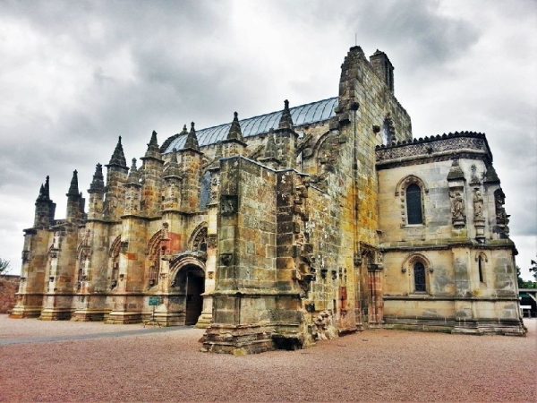 Rosslyn Chapel, Melrose Abbey plus Scottish Borders Tour from Edinburgh
