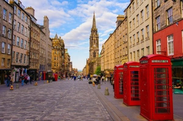 2-Hour Edinburgh Sightseeing Tour