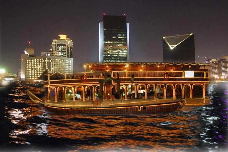 Dubai Dhow Cruise and Dinner - Regular