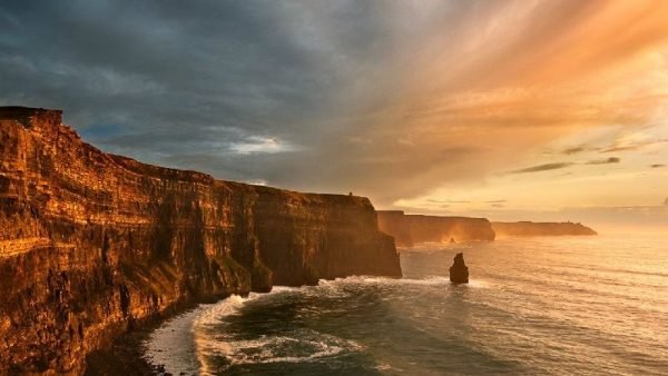 Cliffs of Moher, Atlantic Edge and Galway City Day Tour from Dublin