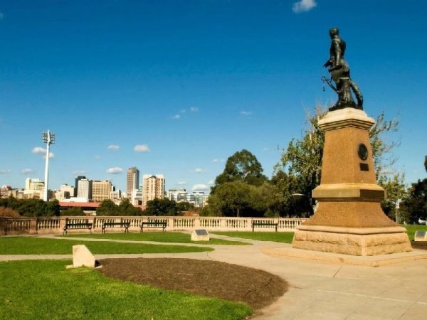 Adelaide Sightseeing Tour with River Cruise and Adelaide Hills