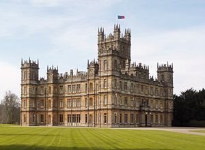 Downton Abbey Day Trip from London: Oxford - Bampton - Highclere Castle