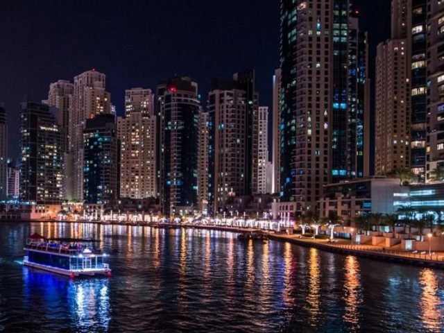Dubai Marina Dinner Cruise