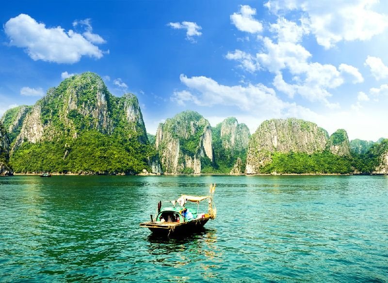 4-Day Hanoi Tour with Halong Bay Cruise - Vietnam