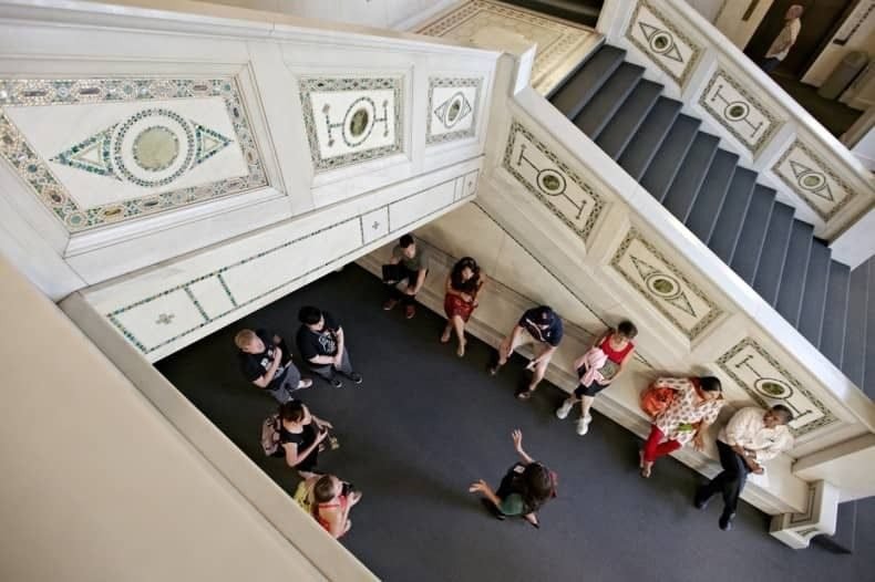 Chicago Loop Interior Architecture and Pedway Walking Tour