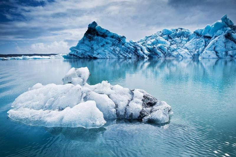2-Day Iceland South Coast and Glacier Lagoon Tour with Glacier Hike