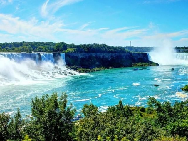 Niagara Falls Tour From Toronto with Wine Tasting