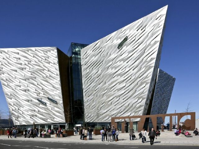 Belfast Day Trip from Dublin with Titanic Experience