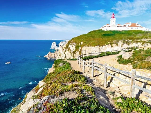 Sintra, Cabo da Roca and Cascais Small Group Tour from Lisbon