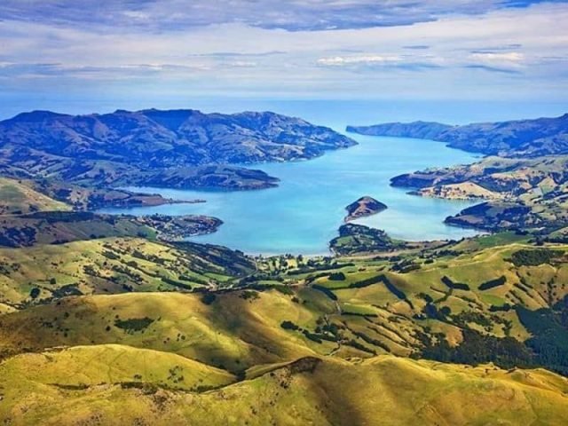 Christchurch Sightseeing Day Tour With Antarctic Centre From Akaroa