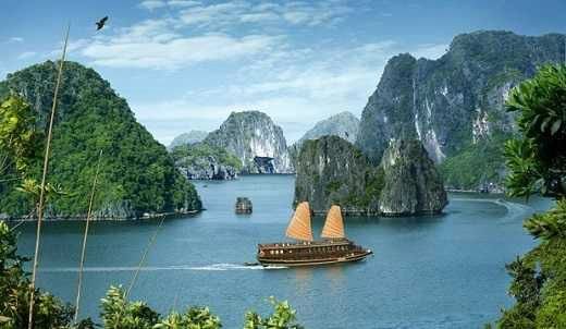 9-Day Vietnam Culture Tour: Hanoi, Halong Bay, Mekong Delta and Cu Chi Tunnels