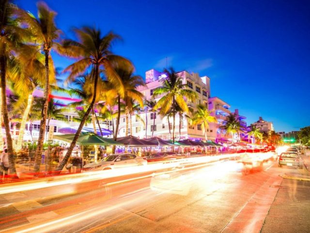 10-Day East Coast and Miami Super Value Package Tour: Niagara Falls, Boston, Key West and Fort Lauderdale