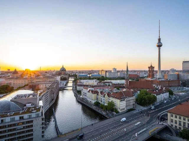 Berlin TV Tower - Berliner Fernsehturm