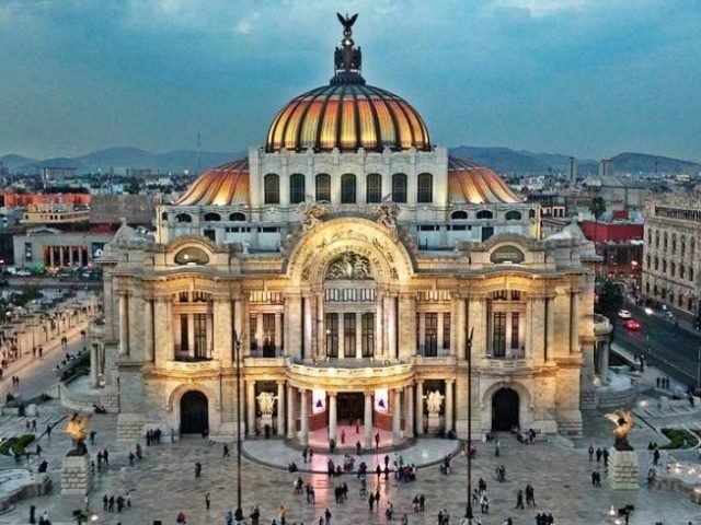 Mexico City Tour with Teotihuacan