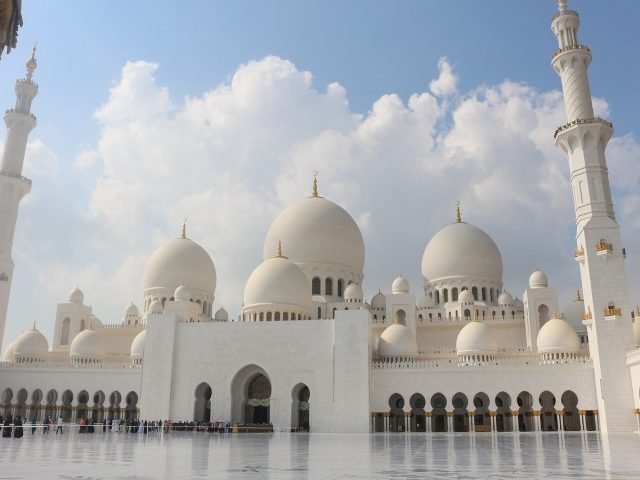 Visit United Arab Emirates: 14 things you need to know