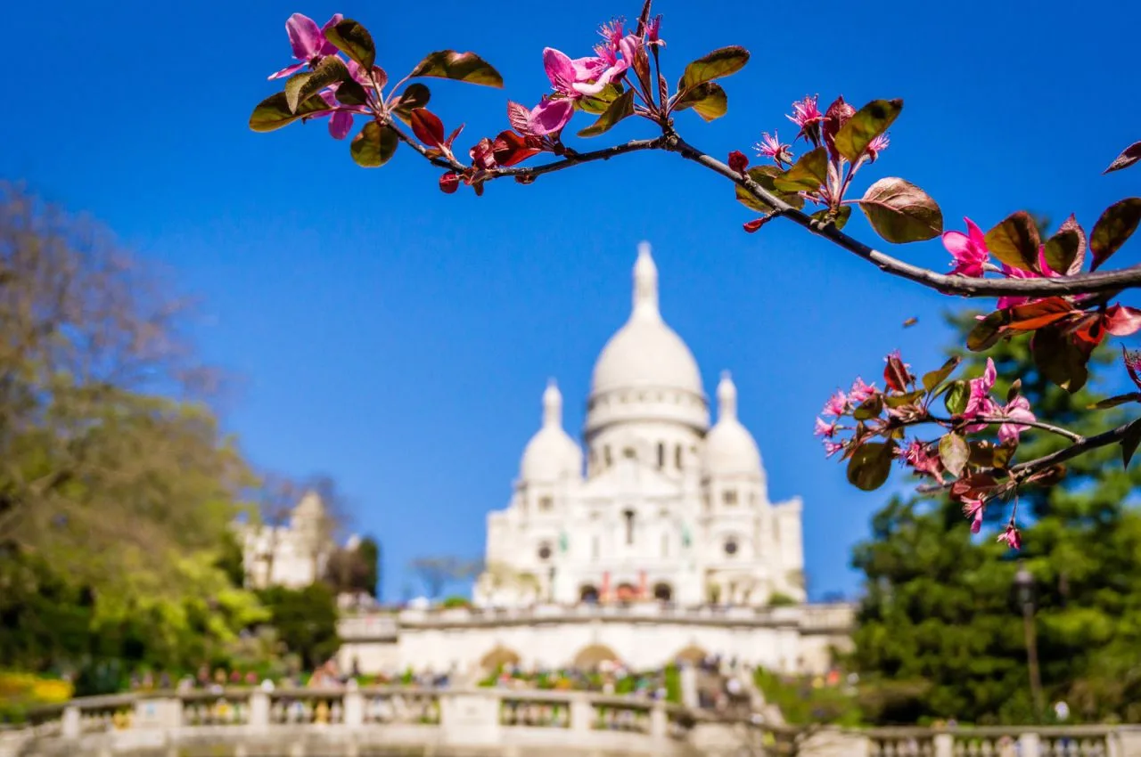 When is the best time to visit Paris?