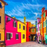 Burano travel guide and visitor info
