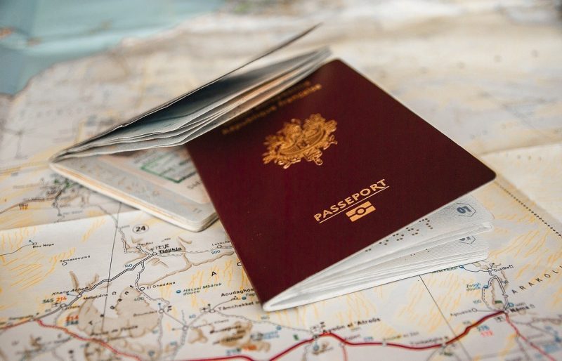 How to handle your travel documents?