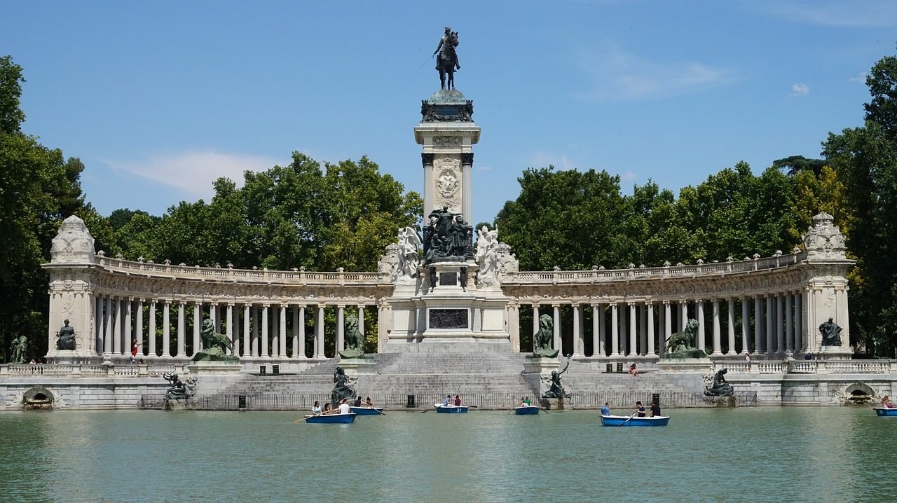 El Retiro Park