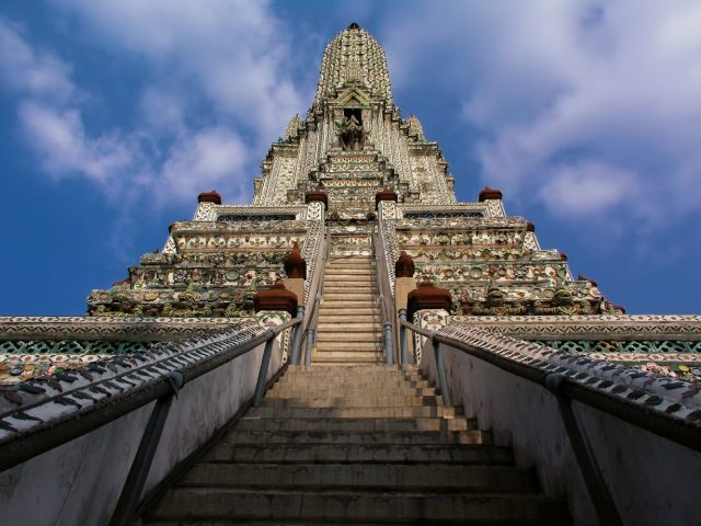 Wat Arun (Temple of Dawn)