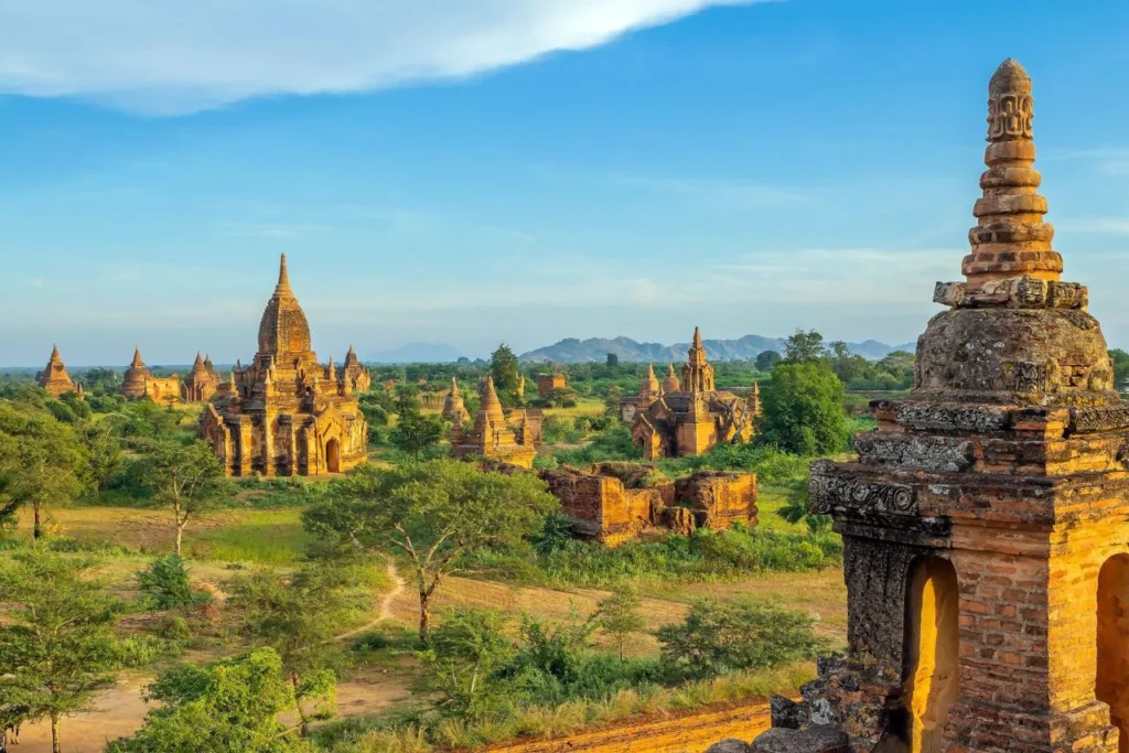 Wanderlust Made Easy: The Ultimate Guide to Solo Travel in Asia